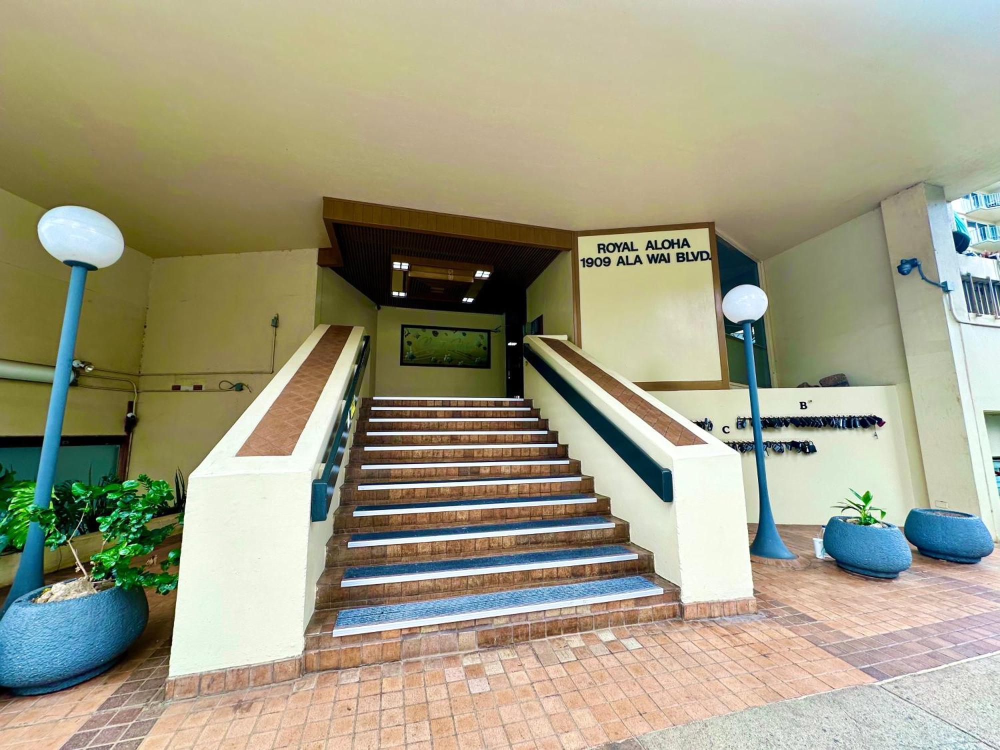 Waikiki 2 Bedrooms, 1 Bath, Free Parking, Sleep 6 Гонолулу Экстерьер фото